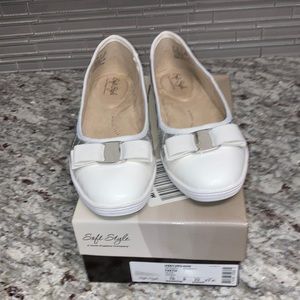 Size 10 Narrow Comfortable